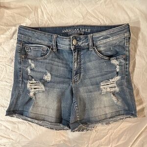 American Eagle Denim Jean Shorts Size 12 MIDI Super Super Stretch